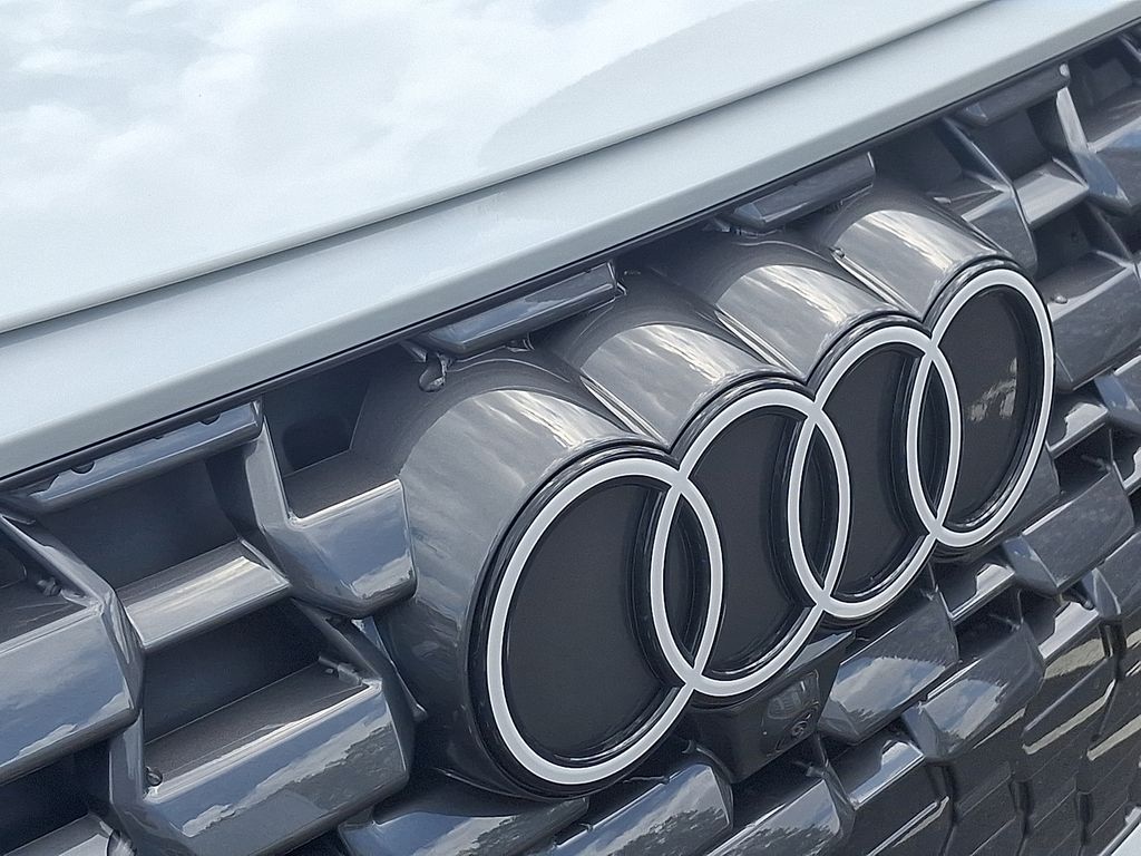 2025 Audi Q5 Premium 4