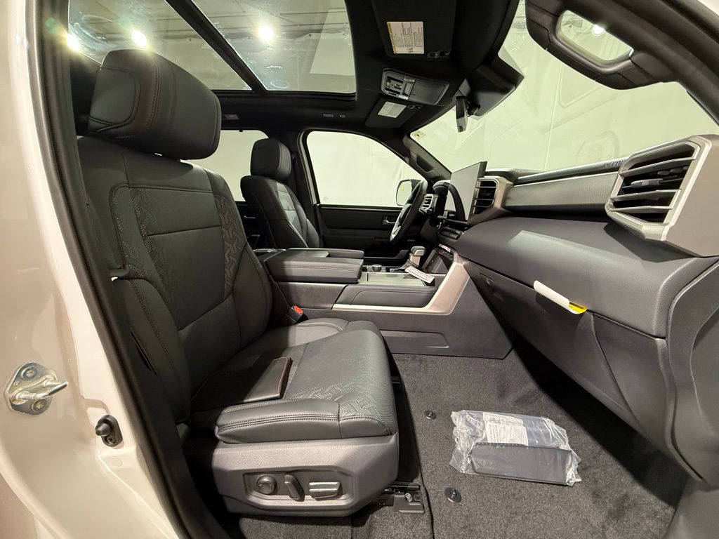 2025 Toyota Sequoia Limited 24