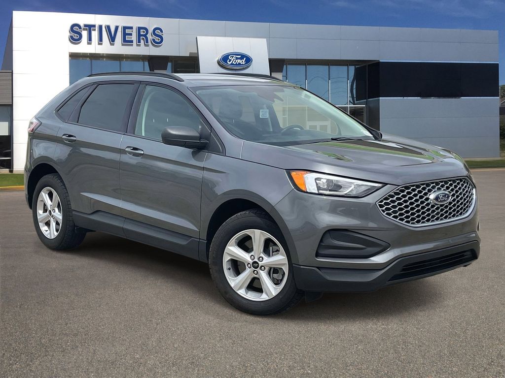 Carbonized Gray Metallic 2024 Ford Edge SE AWD SUV / Crossover All-Wheel Drive 8-Speed Automatic