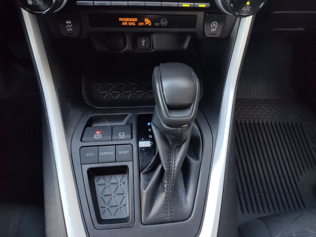 Used Car 2022 Toyota Rav4  Xle For Sale Under $30,000 In Austin, Texas