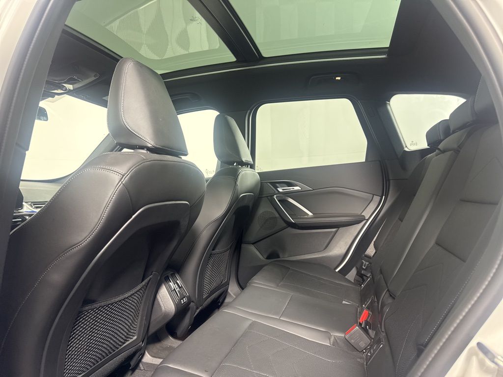 Thumbnail: 2023 BMW X1 - 10