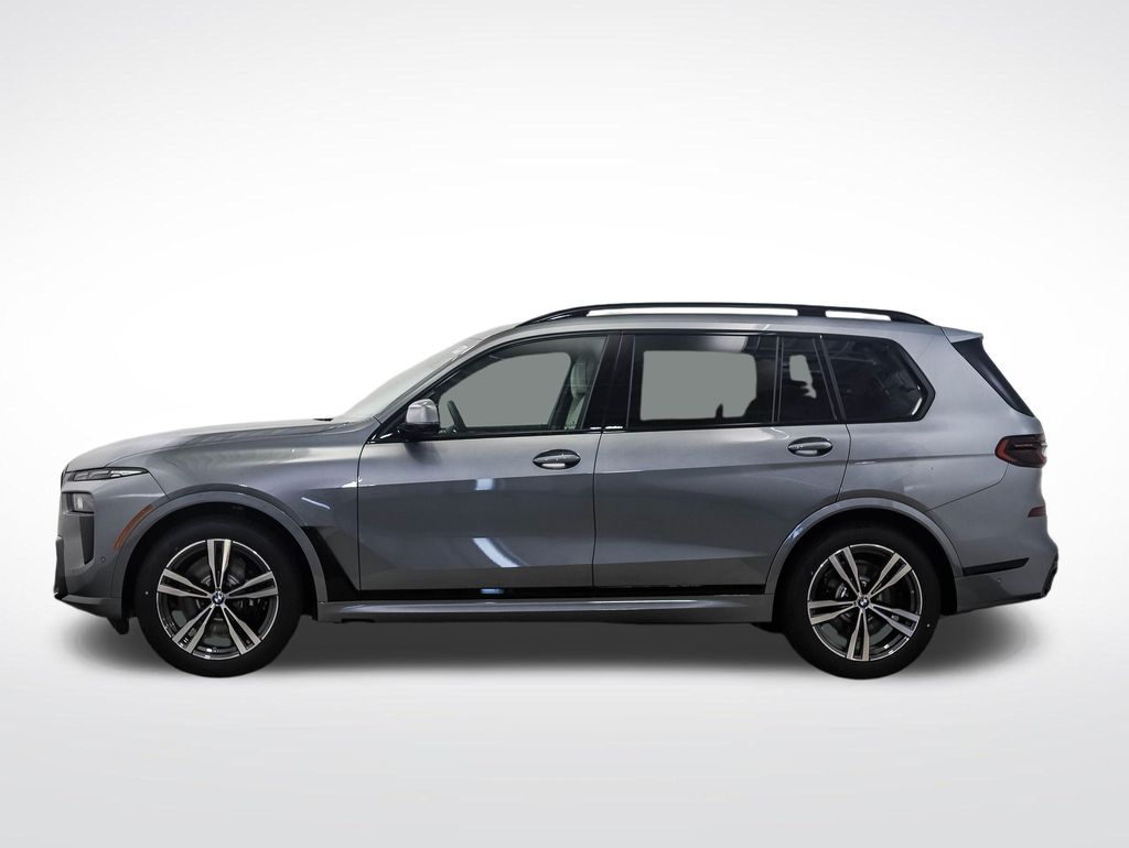 Thumbnail: 2027 BMW X7 - 2