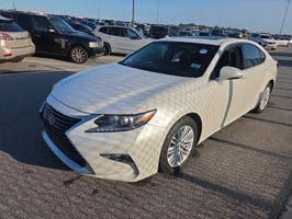 White Pearl 2017 Lexus ES Sedan Front-Wheel Drive 6-Speed Automatic