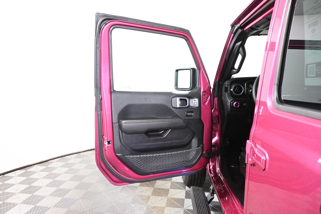 Thumbnail: 2024 Jeep Wrangler - 29