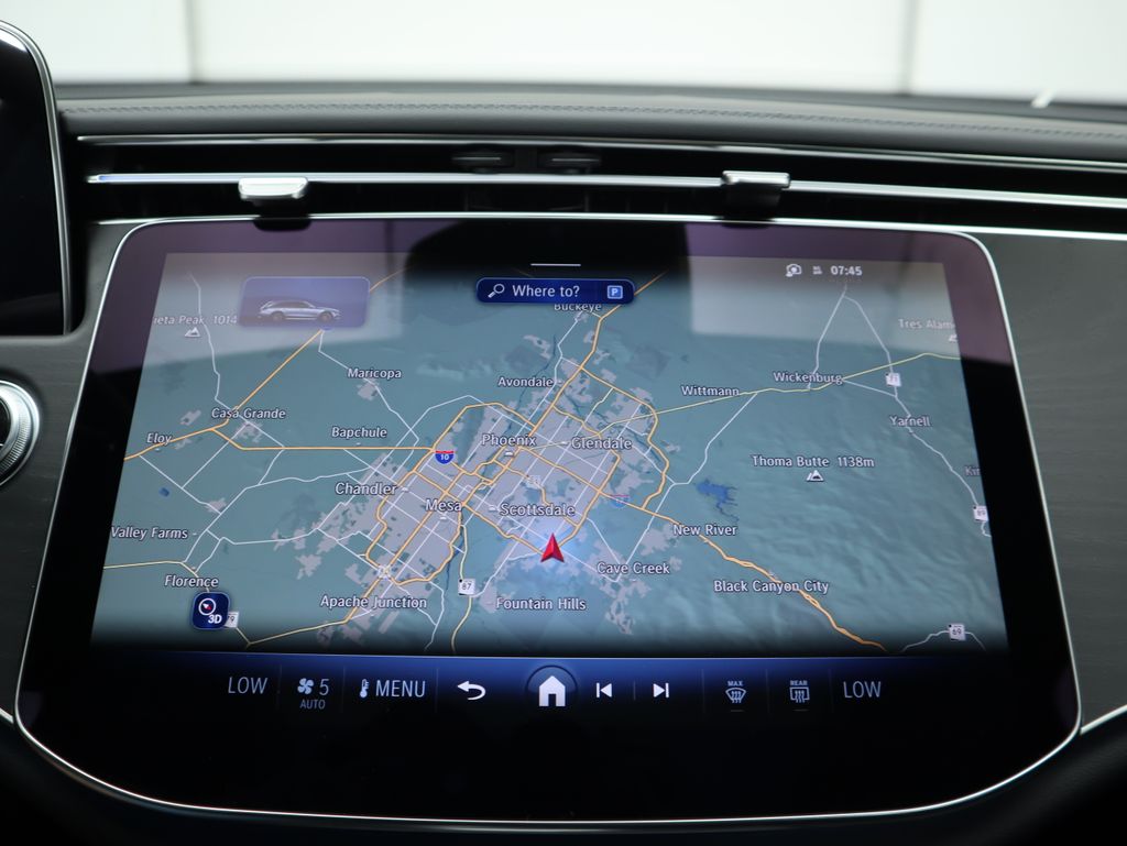 Thumbnail: 2025 Mercedes-Benz E-Class - 16