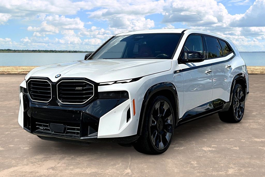 Mineral White Metallic 2023 BMW XM SUV / Crossover All-Wheel Drive 8-Speed Automatic