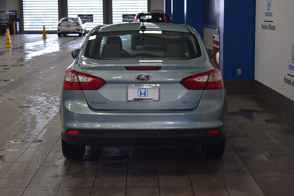 2012 Ford Focus SE 4