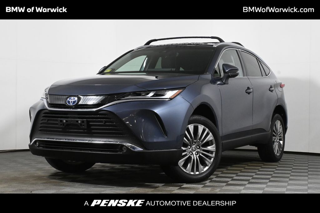 Thumbnail: 2024 Toyota Venza - 1