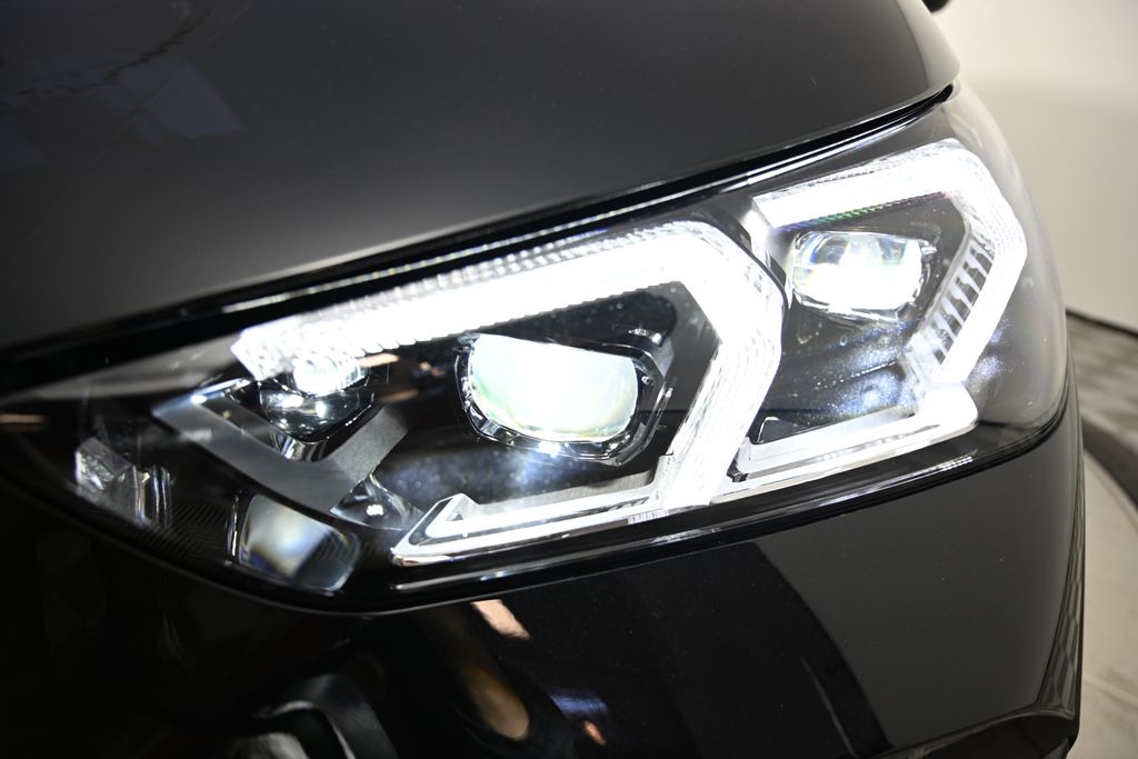 Thumbnail: 2026 BMW X1 - 9