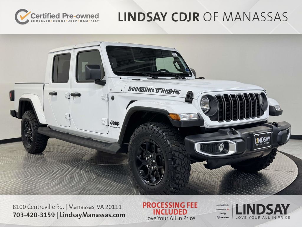 Bright White Clearcoat 2025 Jeep Gladiator Pickup Truck Four-Wheel Drive 8-Speed Automatic