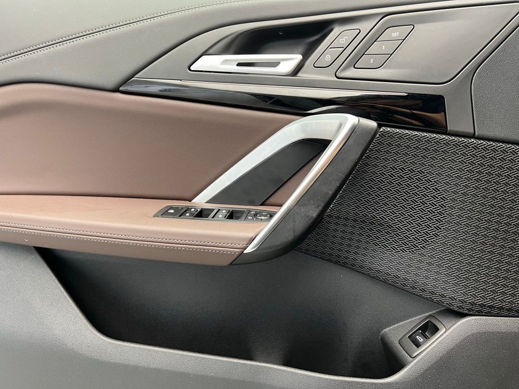 Thumbnail: 2024 BMW X1 - 21