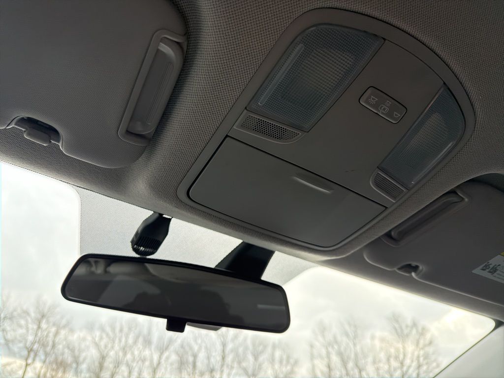 Thumbnail: 2019 Hyundai Elantra - 13