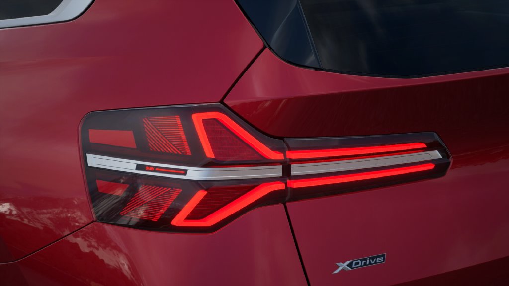 Thumbnail: 2026 BMW X3 - 32