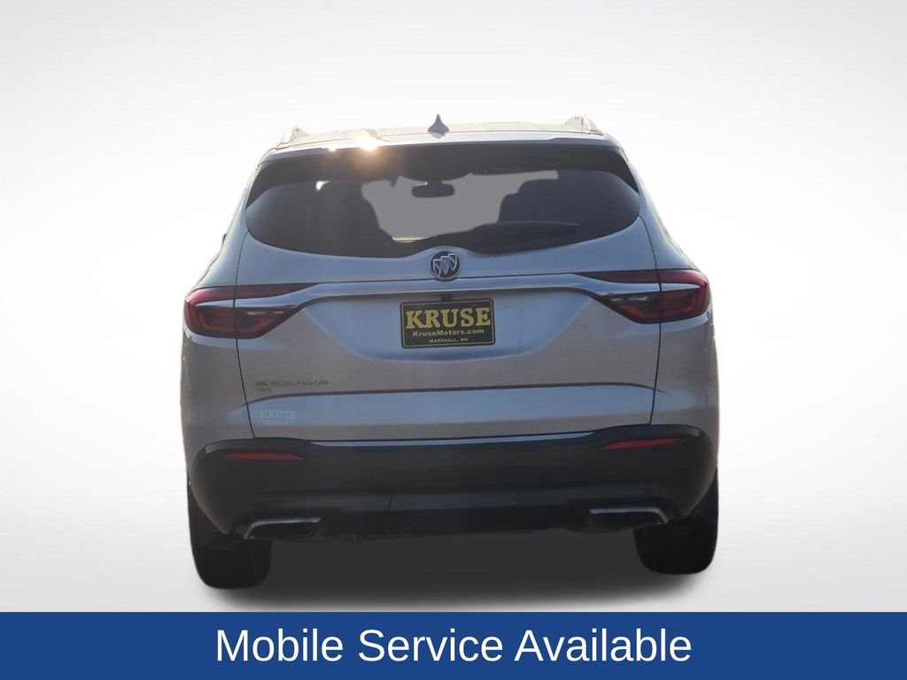 2020 Buick Enclave Essence