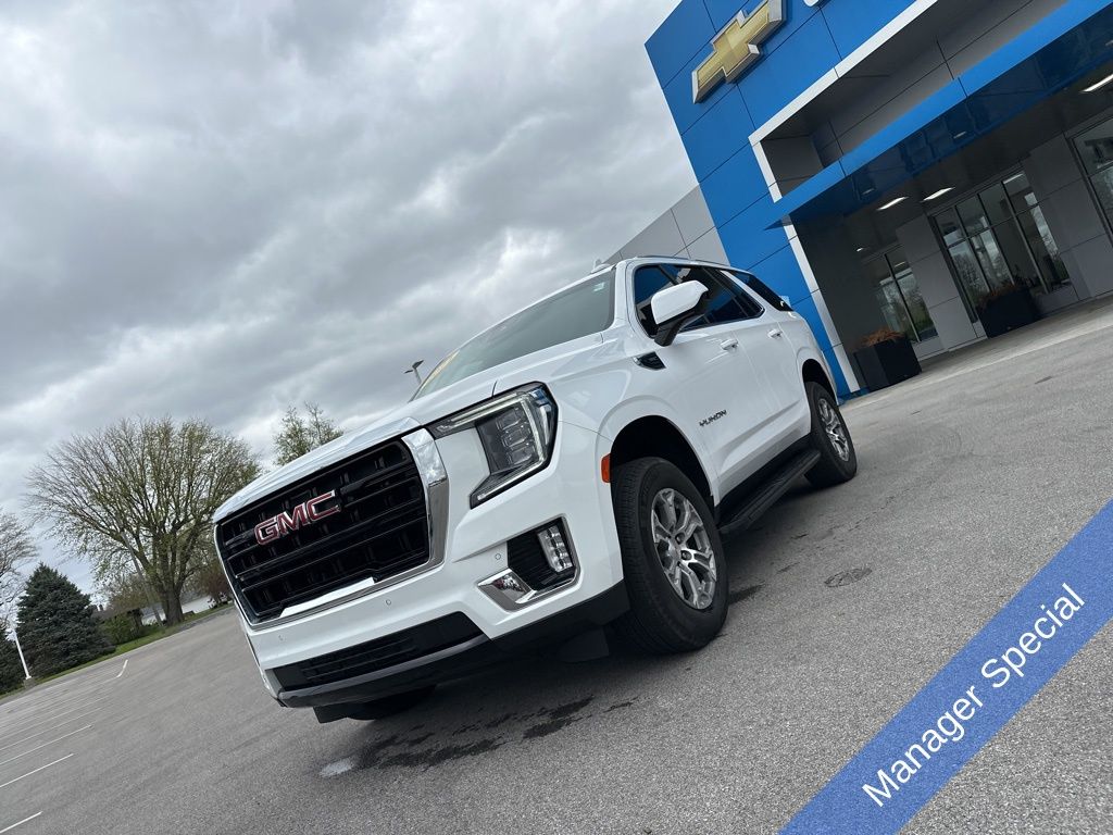 2024 GMC Yukon SLE photo