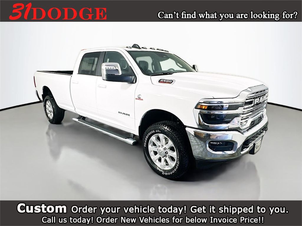 2026 RAM 2500 Laramie Crew Cab LB 4WD