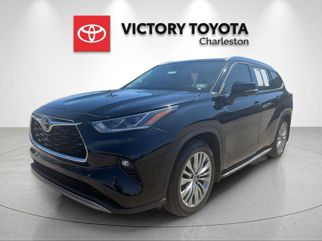 2025 Toyota Highlander Platinum AWD