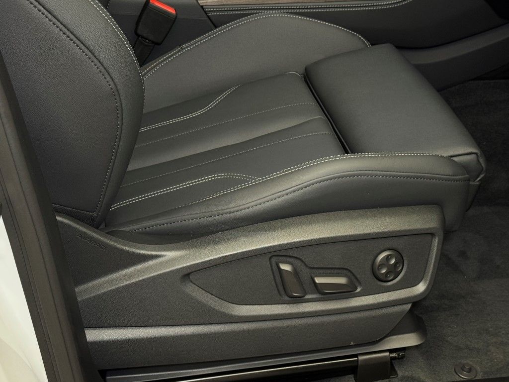 2025 Audi Q5 e Premium Plus 18