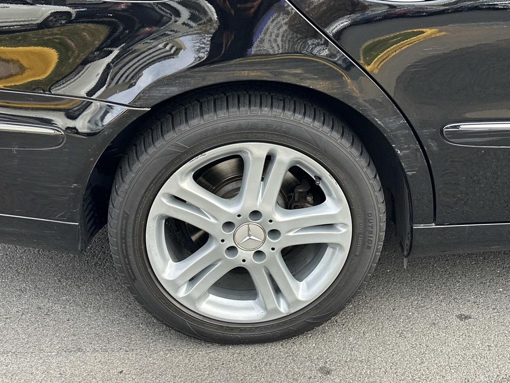 Thumbnail: 2006 Mercedes-Benz E-Class - 17