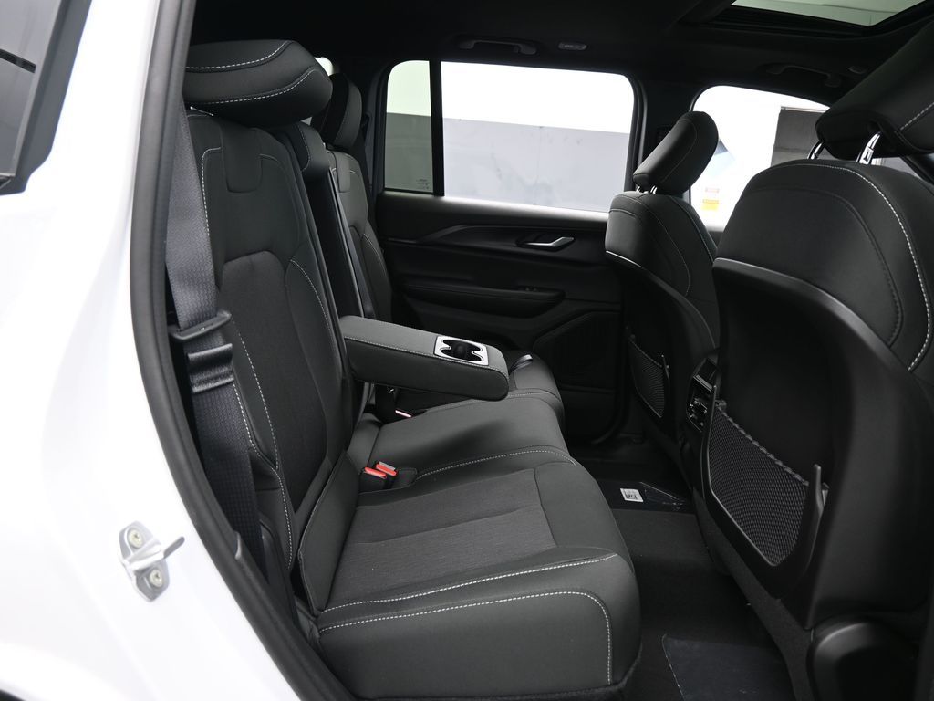 New 2026 Bright White Clearcoat Jeep Laredo X image 39