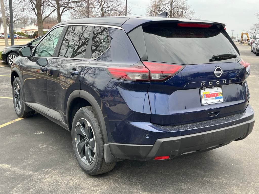2025 Nissan Rogue SV photo