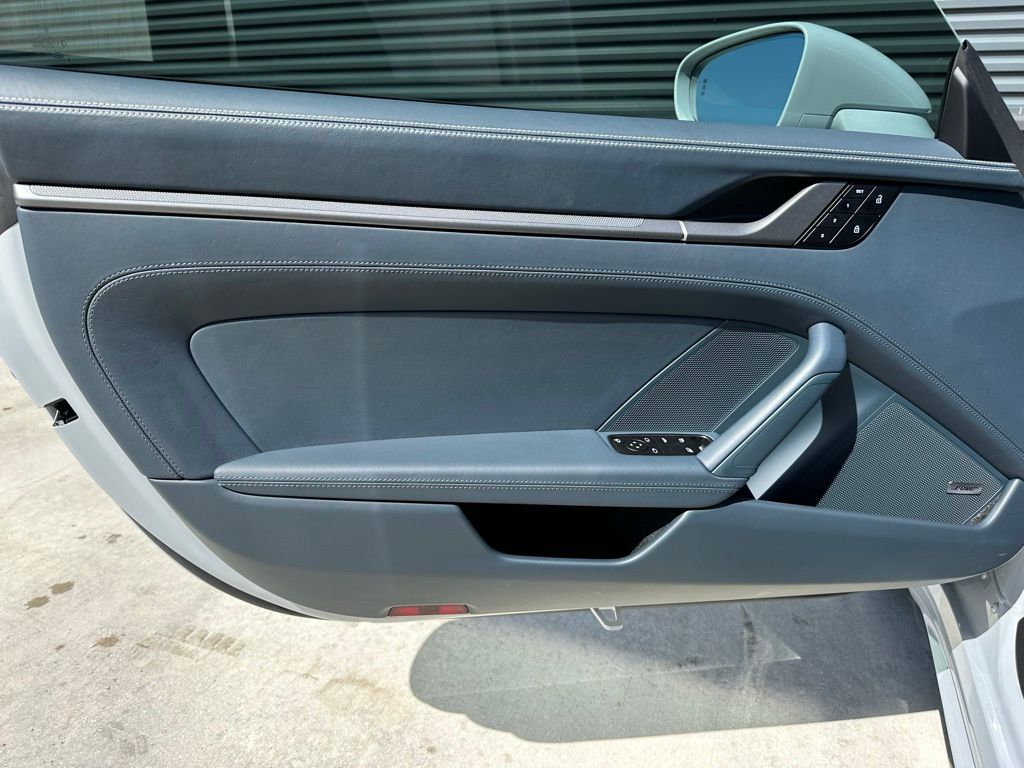 Thumbnail: 2024 Porsche 911 - 19