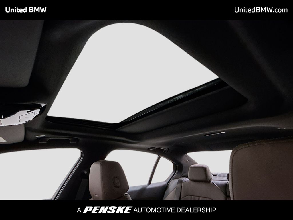 Thumbnail: 2026 BMW 5 Series - 12