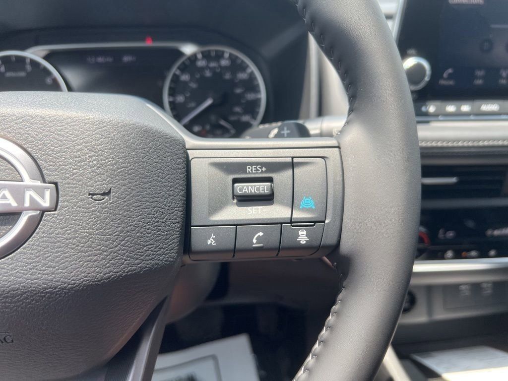 2025 Super Black Nissan Rogue SV FWD SUV