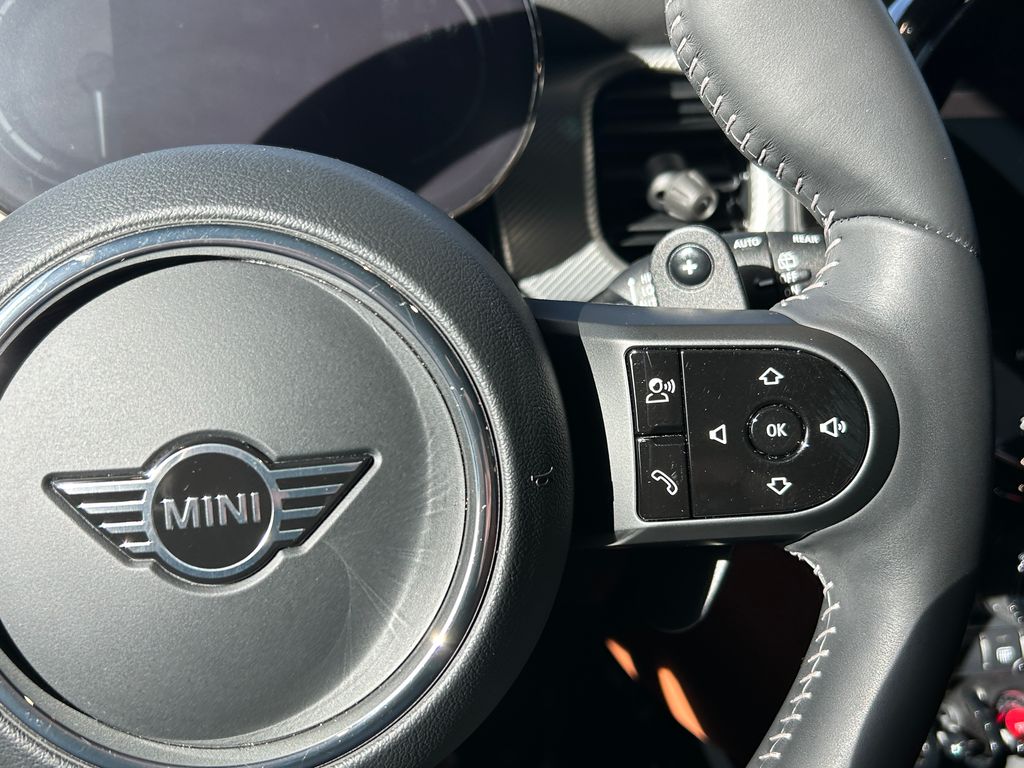 Thumbnail: 2023 MINI Cooper - 20