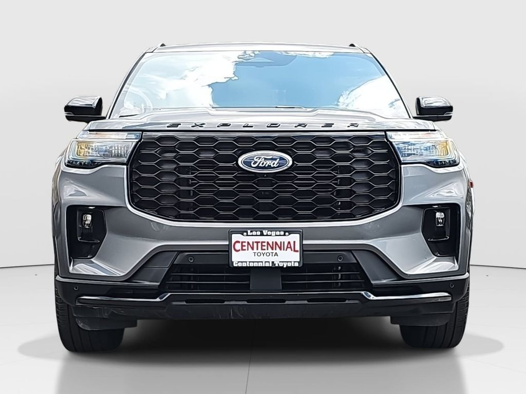 Used 2025 Ford Explorer SUV