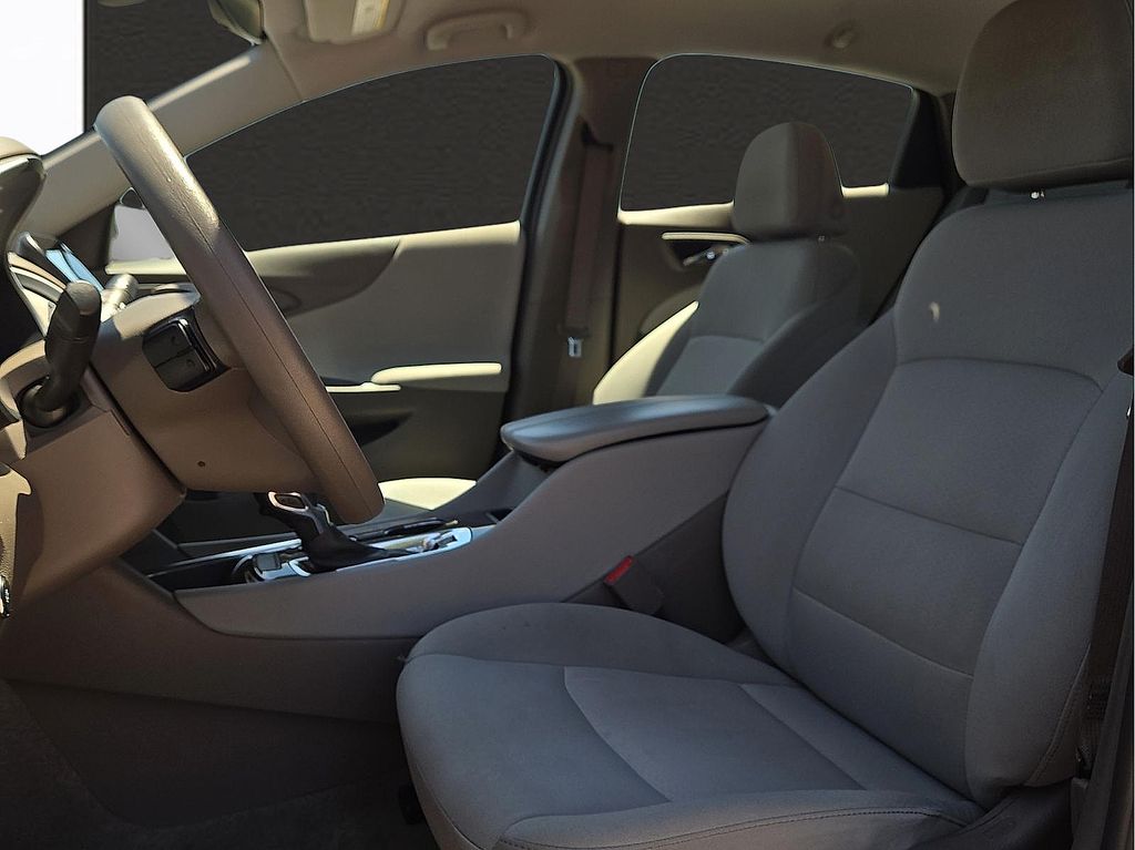 Used 2023 Chevrolet Malibu LT For Sale in Farmington, AR