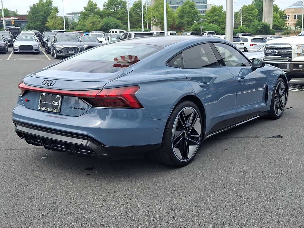 Thumbnail: 2024 Audi RS e-tron GT - 4