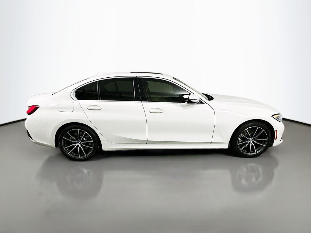 Thumbnail: 2021 BMW 3 Series - 4