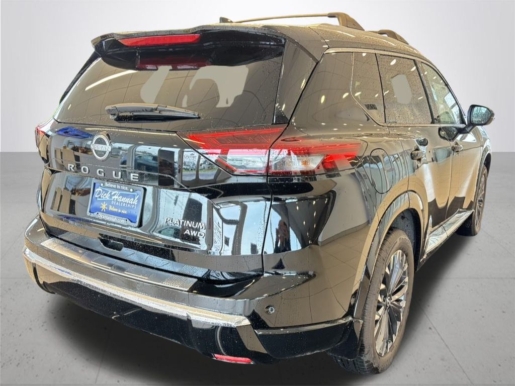 2025 Nissan Rogue Platinum
