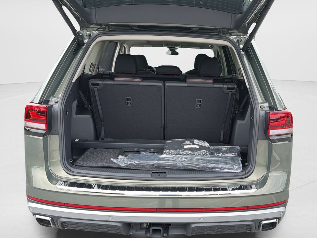 New 2026 Green Volkswagen 2.0T Peak Edition image 11