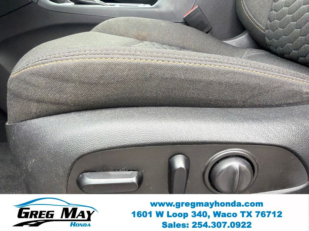 2020 Chevrolet Equinox LT Silver at Greg May Honda