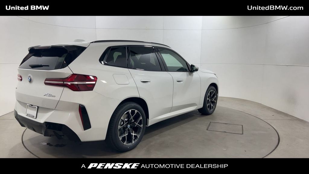 2025 BMW X3 3.0i 8
