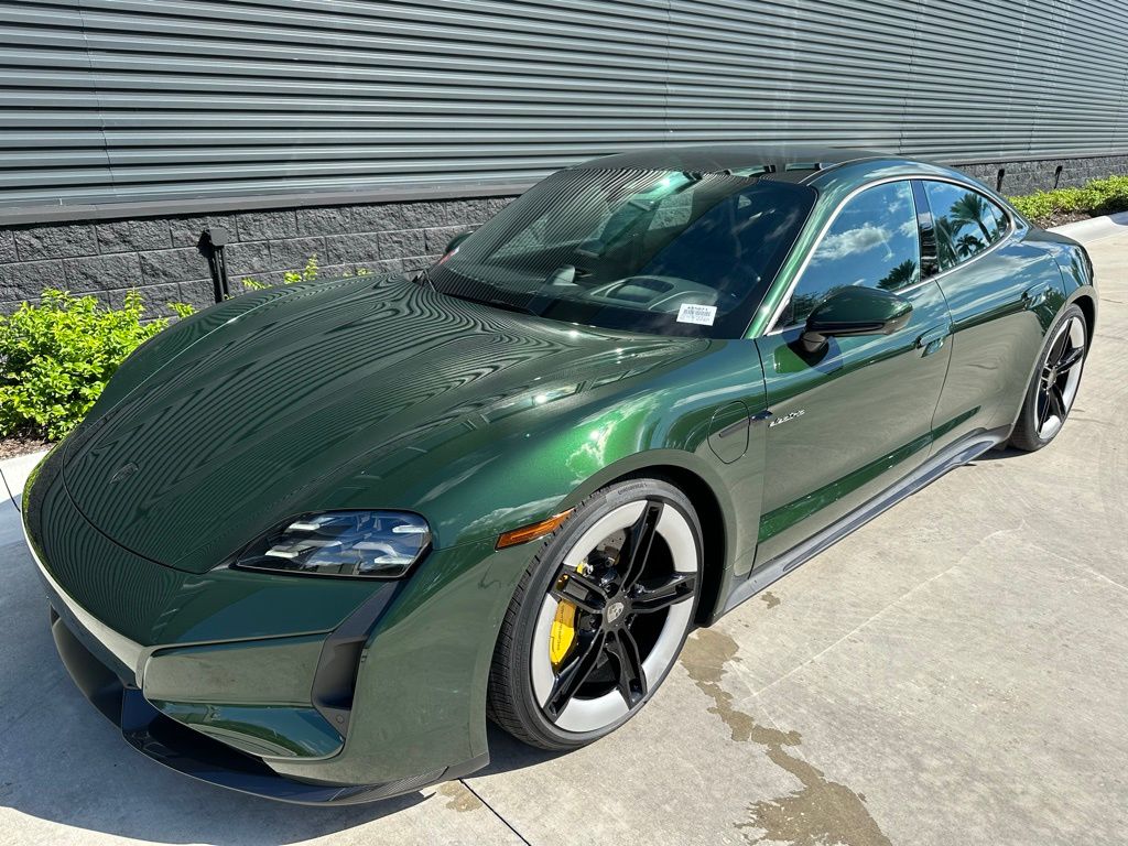 Thumbnail: 2025 Porsche Taycan - 7