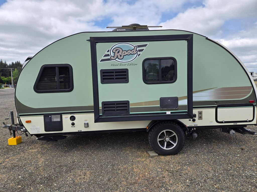 2015 Green Forest River R-POD 181G RV