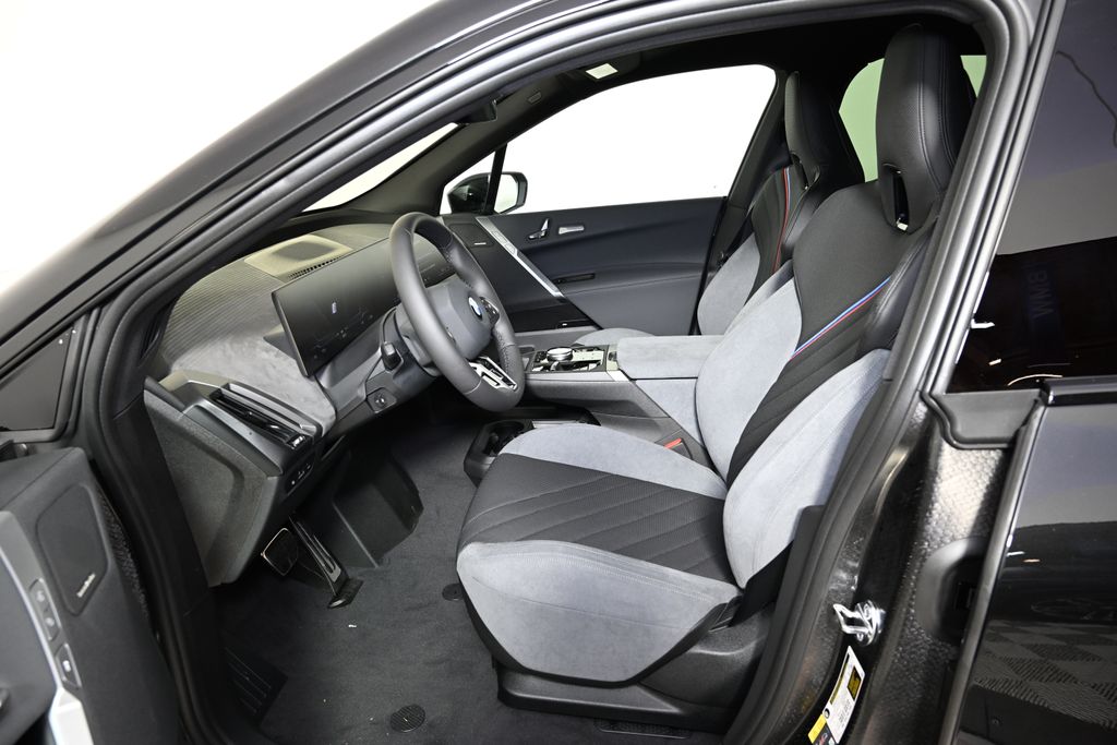 Thumbnail: 2026 BMW iX - 14