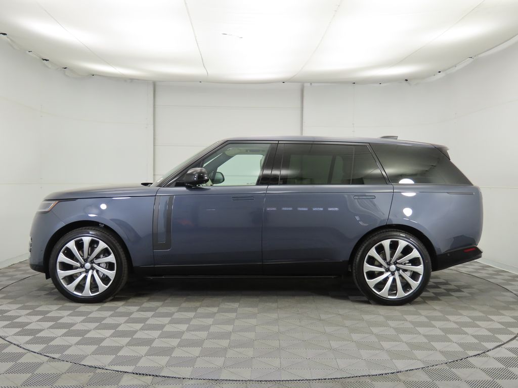 Thumbnail: 2025 Land Rover Range Rover - 8