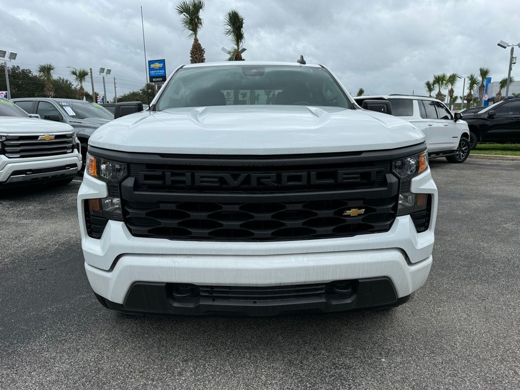 2024 Chevrolet Silverado 1500 Custom 3