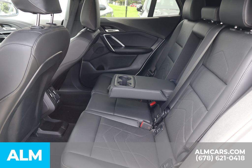 Used 2025 White BMW xDrive28i image 20