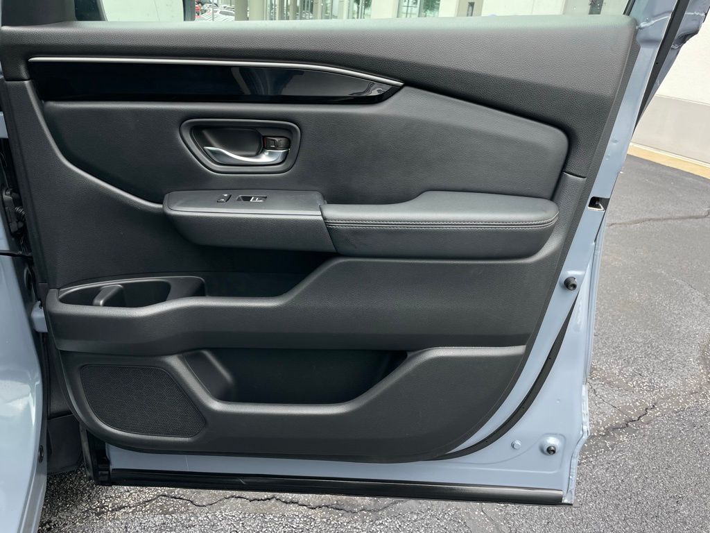 Thumbnail: 2023 Honda Pilot - 29