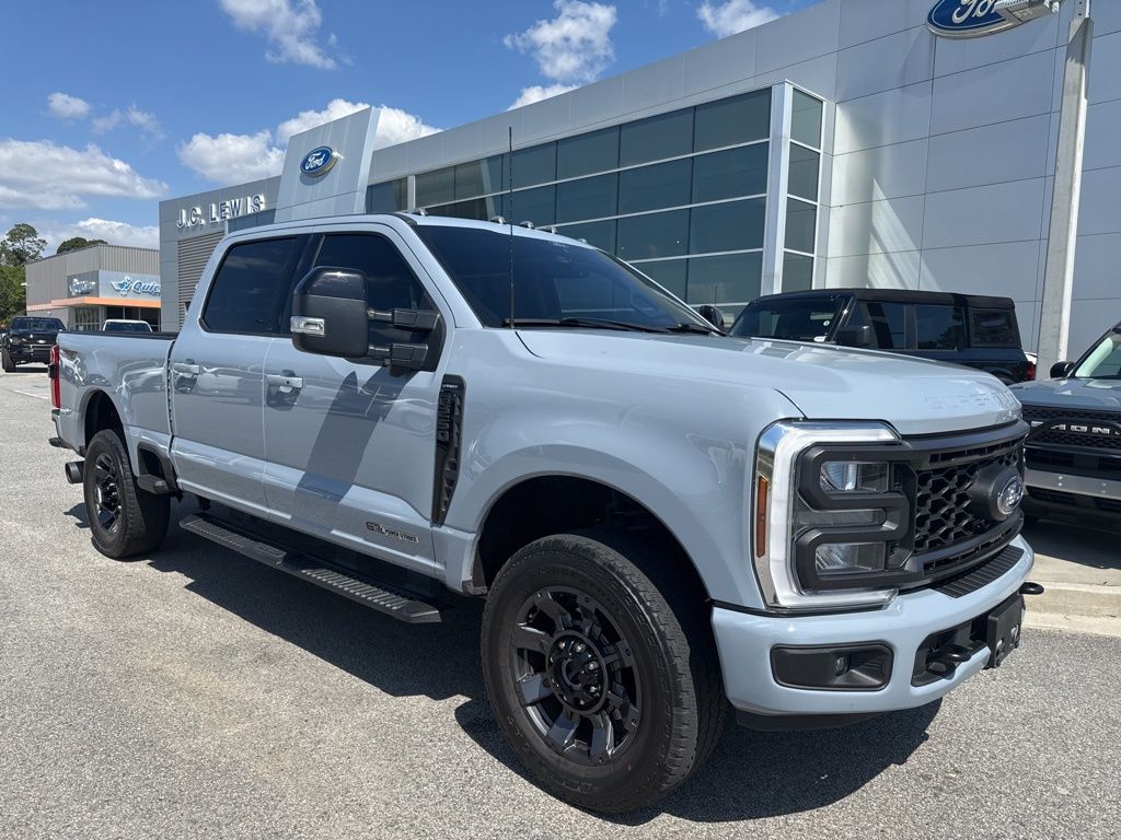 2024 Ford F-250 Super Duty LARIAT