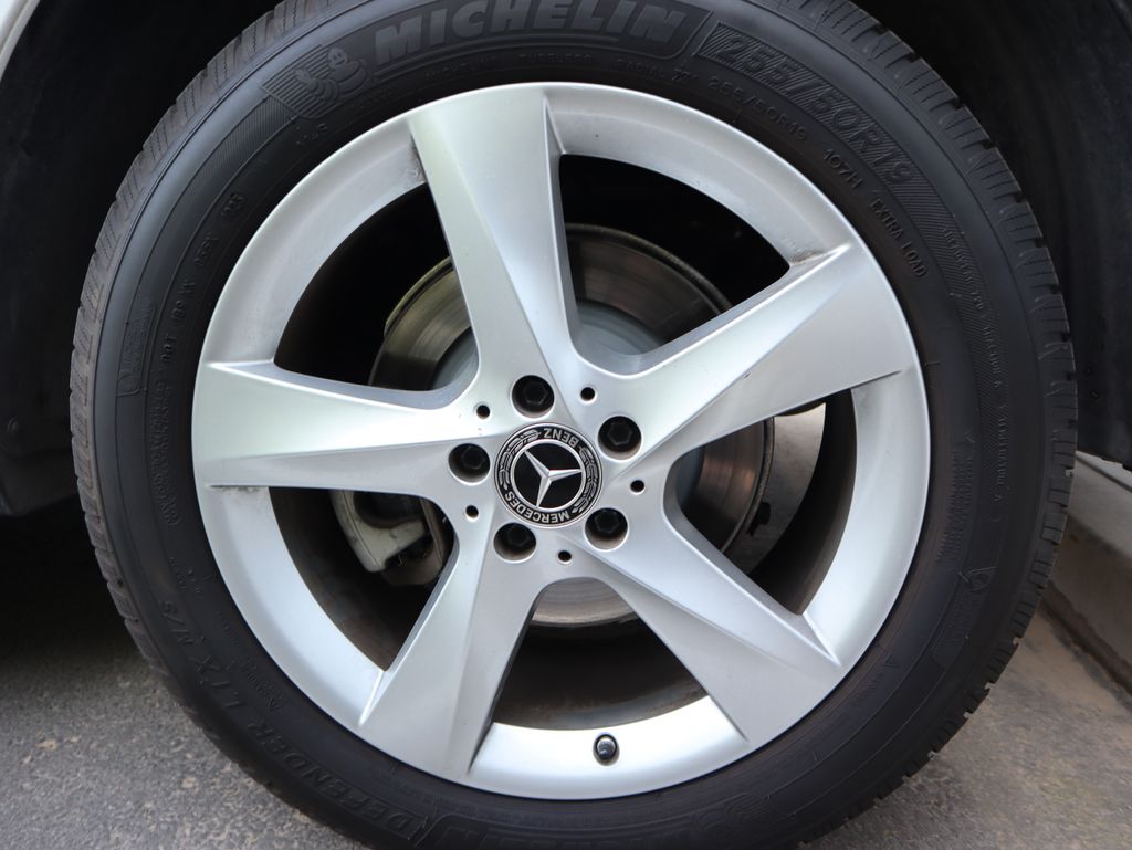 Thumbnail: 2018 Mercedes-Benz GLE - 16