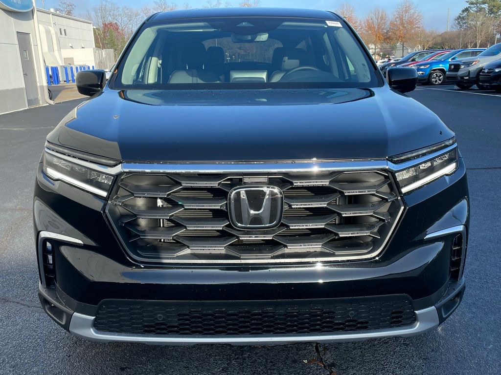 Thumbnail: 2025 Honda Pilot - 9