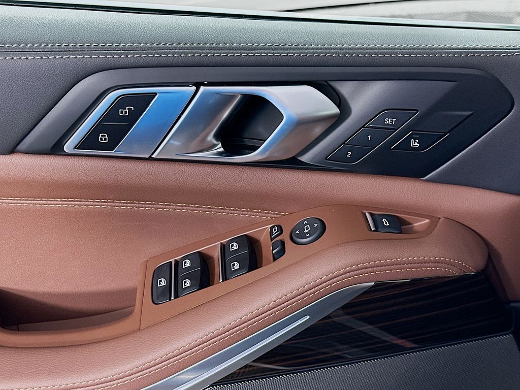 Thumbnail: 2026 BMW X5 - 20