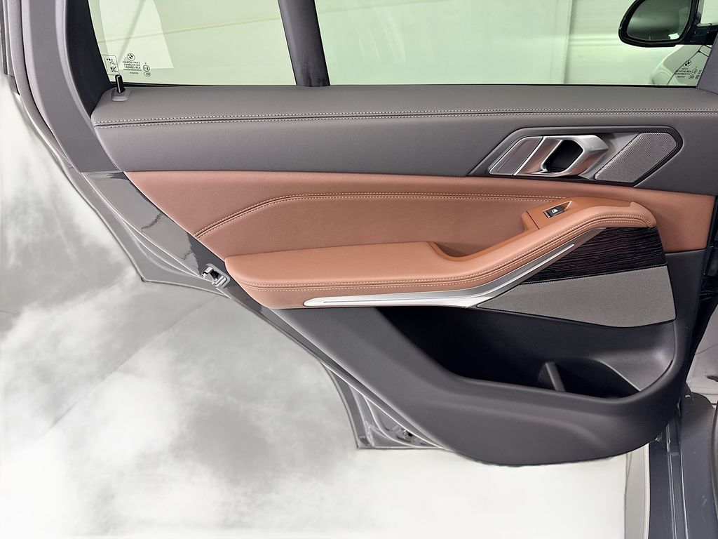 Thumbnail: 2026 BMW X5 - 25