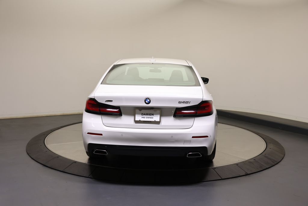 Thumbnail: 2023 BMW 5 Series - 4